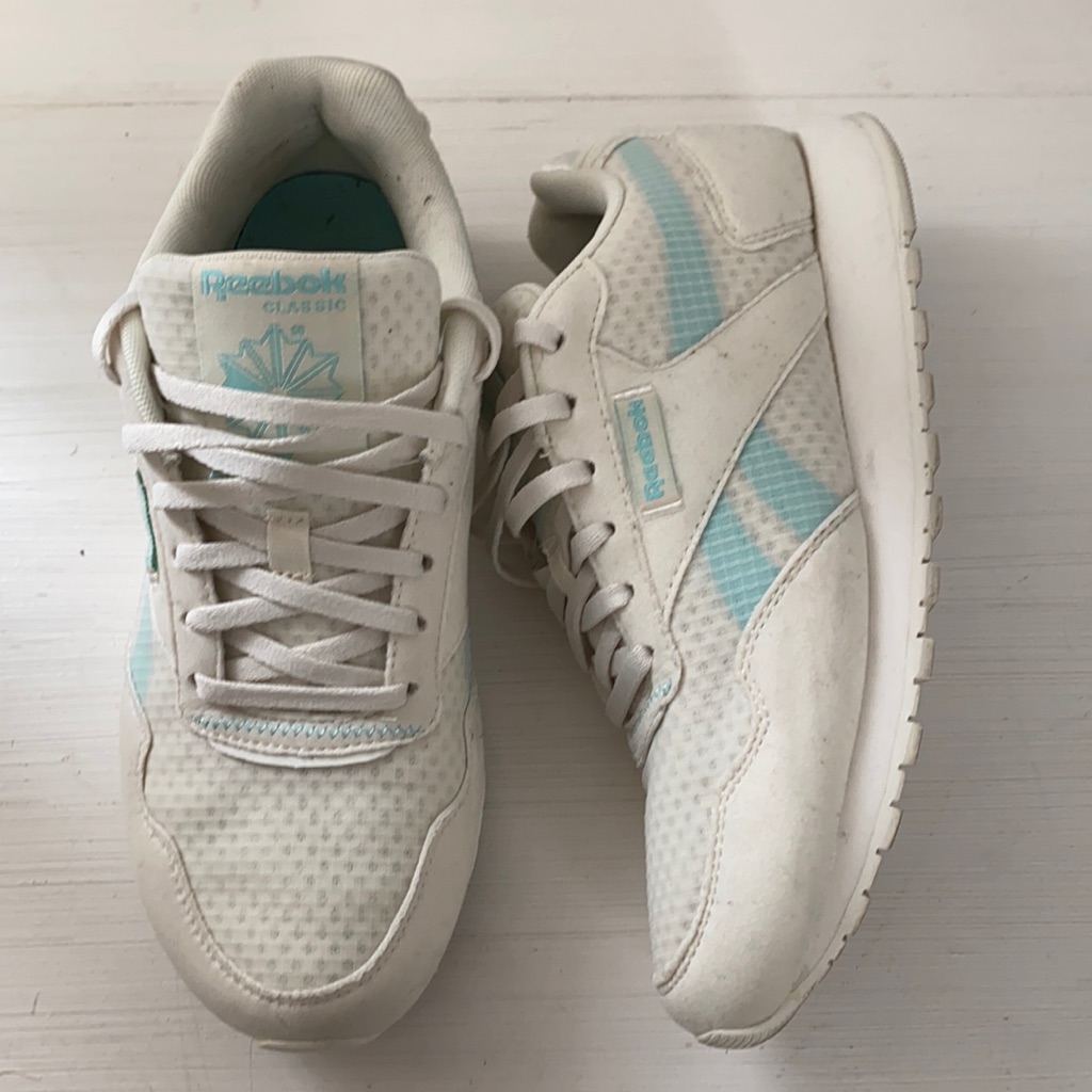 Reebok Women’s Ivory Sneakers